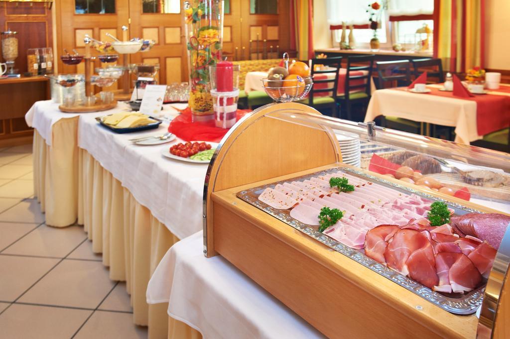 多瑙河畔诺伊施塔特 季吉尔旅馆酒店 外观 照片