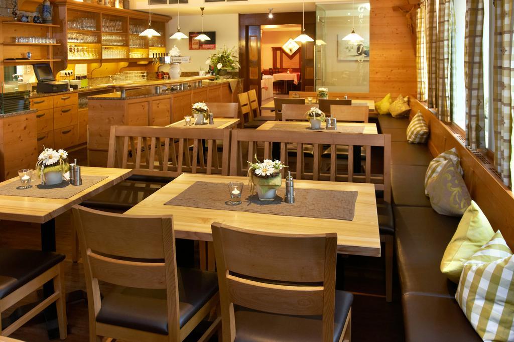 多瑙河畔诺伊施塔特 季吉尔旅馆酒店 外观 照片
